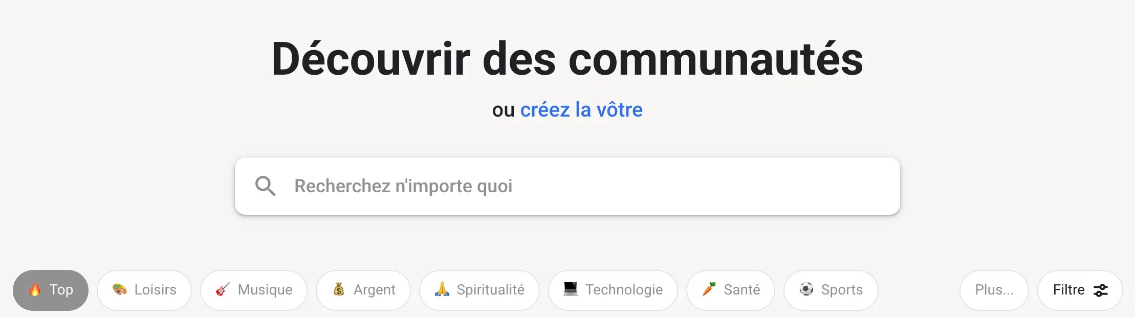 Haut de l'annuaire public de Skool en français : titre « Découvrir des communautés ou créez la vôtre », barre de recherche et catégories Top, Loisirs, Musique, Argent, Spiritualité, Technologie, Santé et Sports